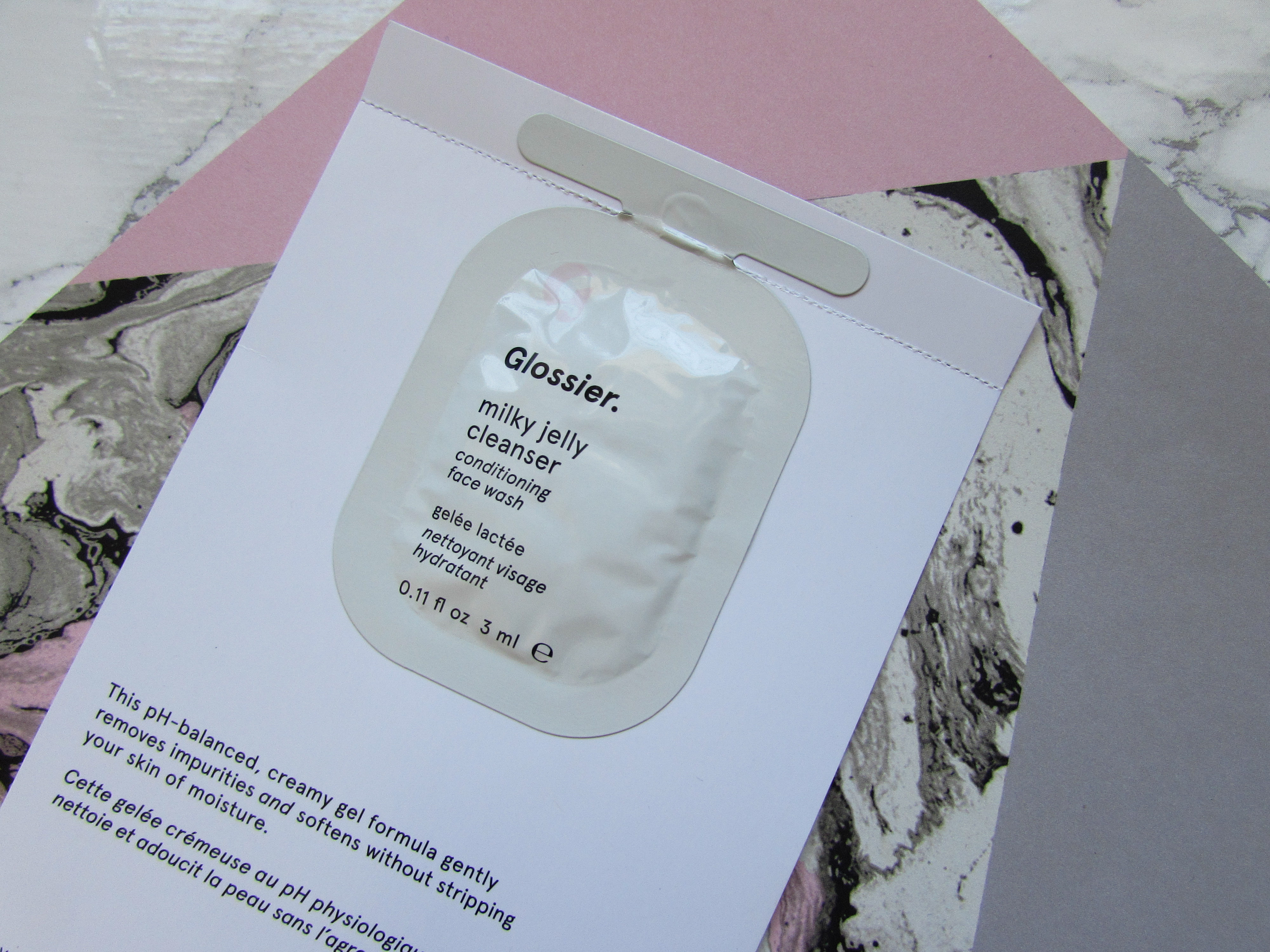 glossier milky jelly cleanser review (2)
